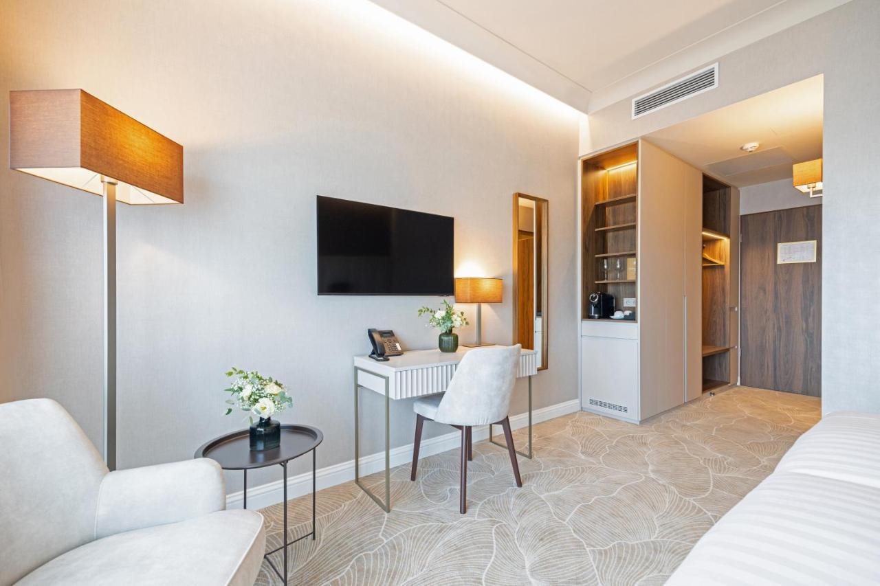 Hotel Gerardus سيغيد المظهر الخارجي الصورة